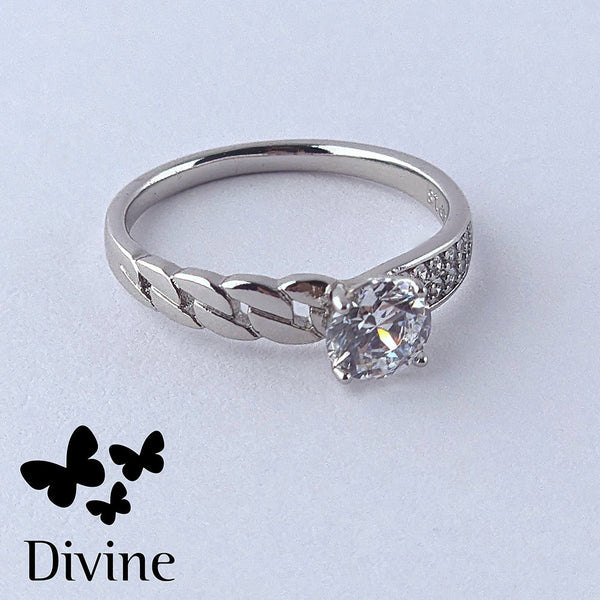 Divine Ring Classic & Iconic size: 7