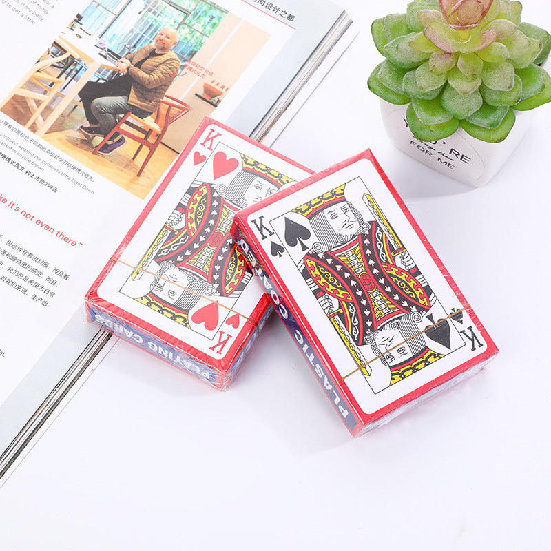 How to Use Plastic Playing Cards - Set/2