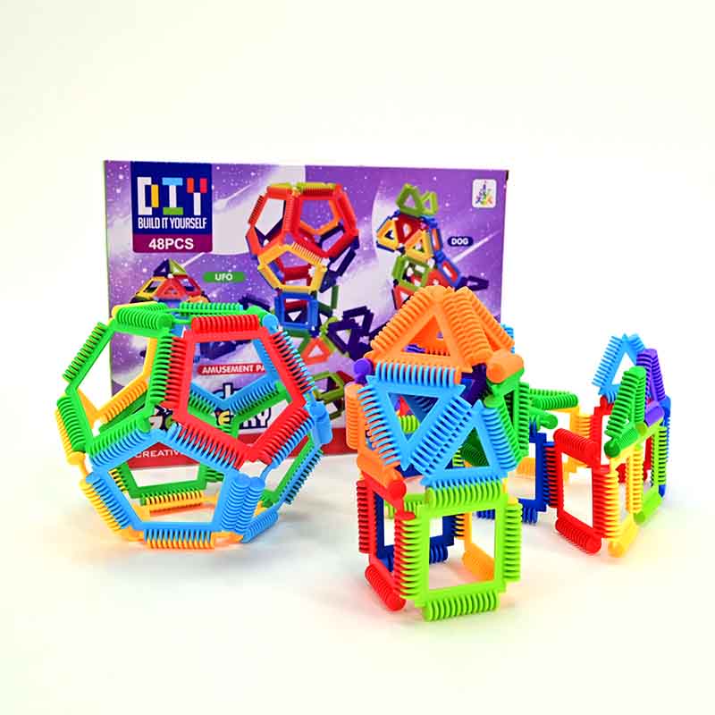LOCO CROCO Set of dice geometry
