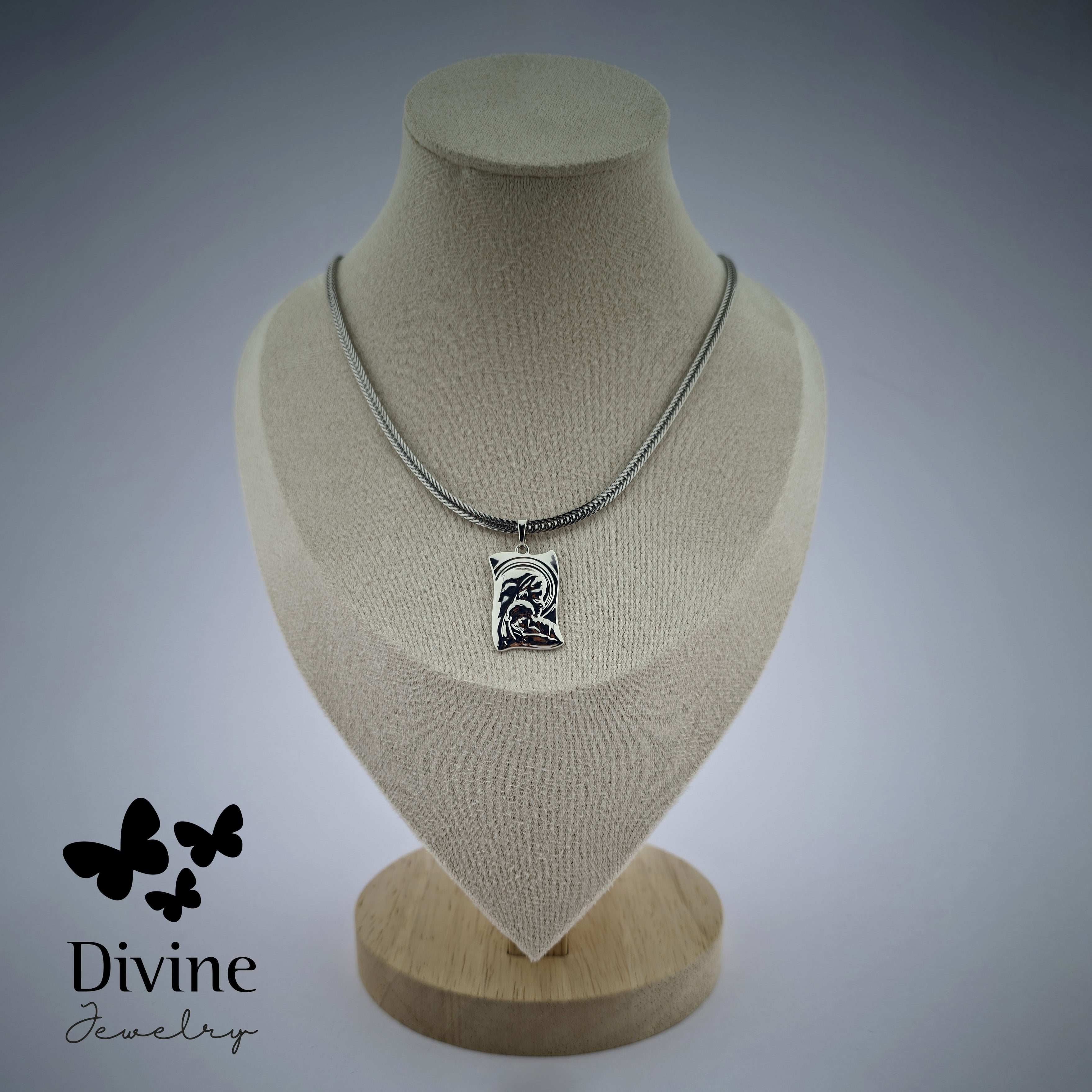 Divine Lance 'Holy Shine'