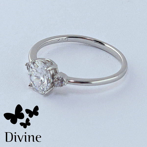 Divine Ring Timeless Beauty size: 7